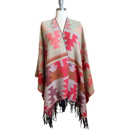 NOBIA Southwestern Aztec Boho Fringe Poncho Shawl Wrap One Size OS - Picture 1 of 6